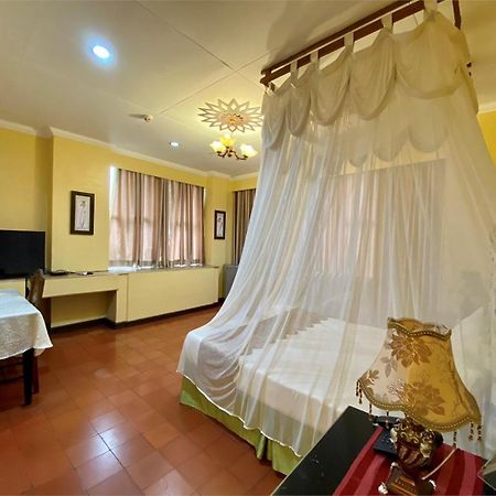 White Knight Hotel Intramuros Manila Dış mekan fotoğraf