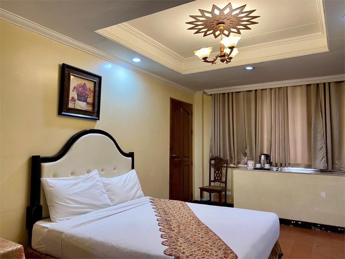 White Knight Hotel Intramuros Manila Dış mekan fotoğraf