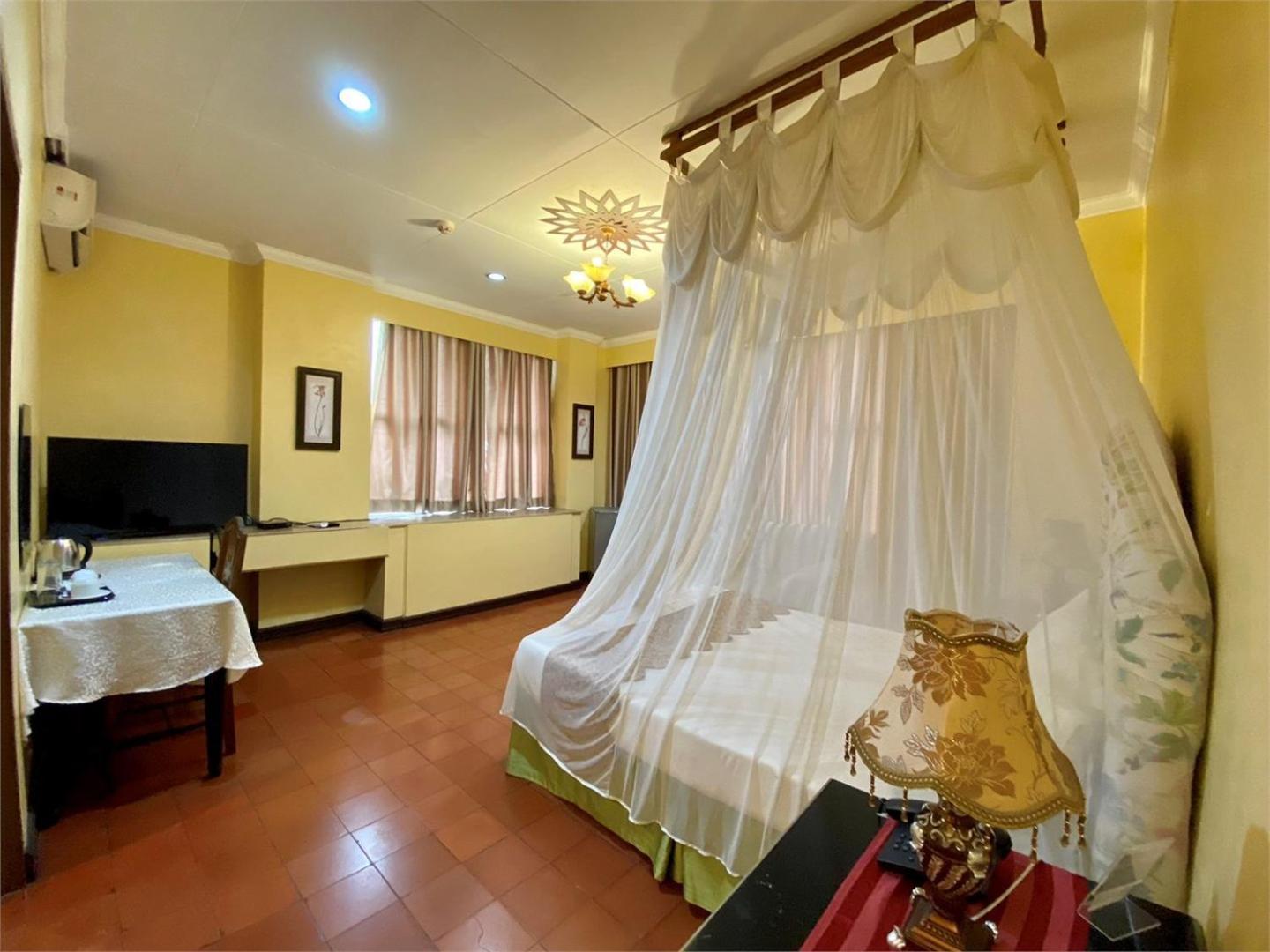White Knight Hotel Intramuros Manila Dış mekan fotoğraf