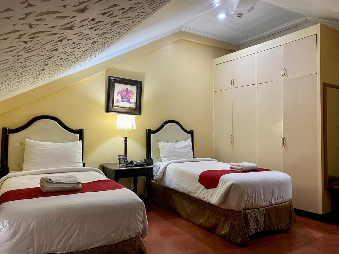 White Knight Hotel Intramuros Manila Dış mekan fotoğraf