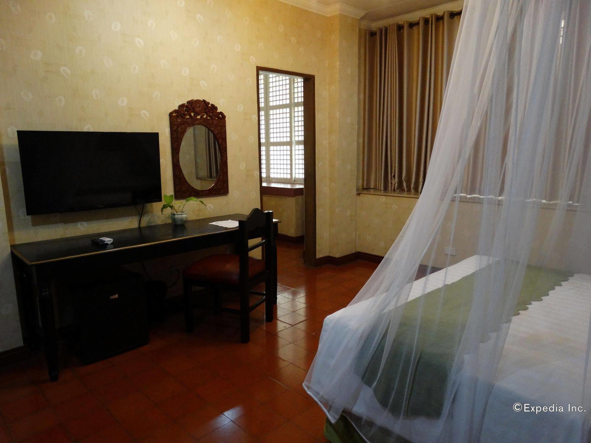 White Knight Hotel Intramuros Manila Dış mekan fotoğraf